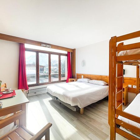 Atmosphere Hotel Ле дез Альп Экстерьер фото