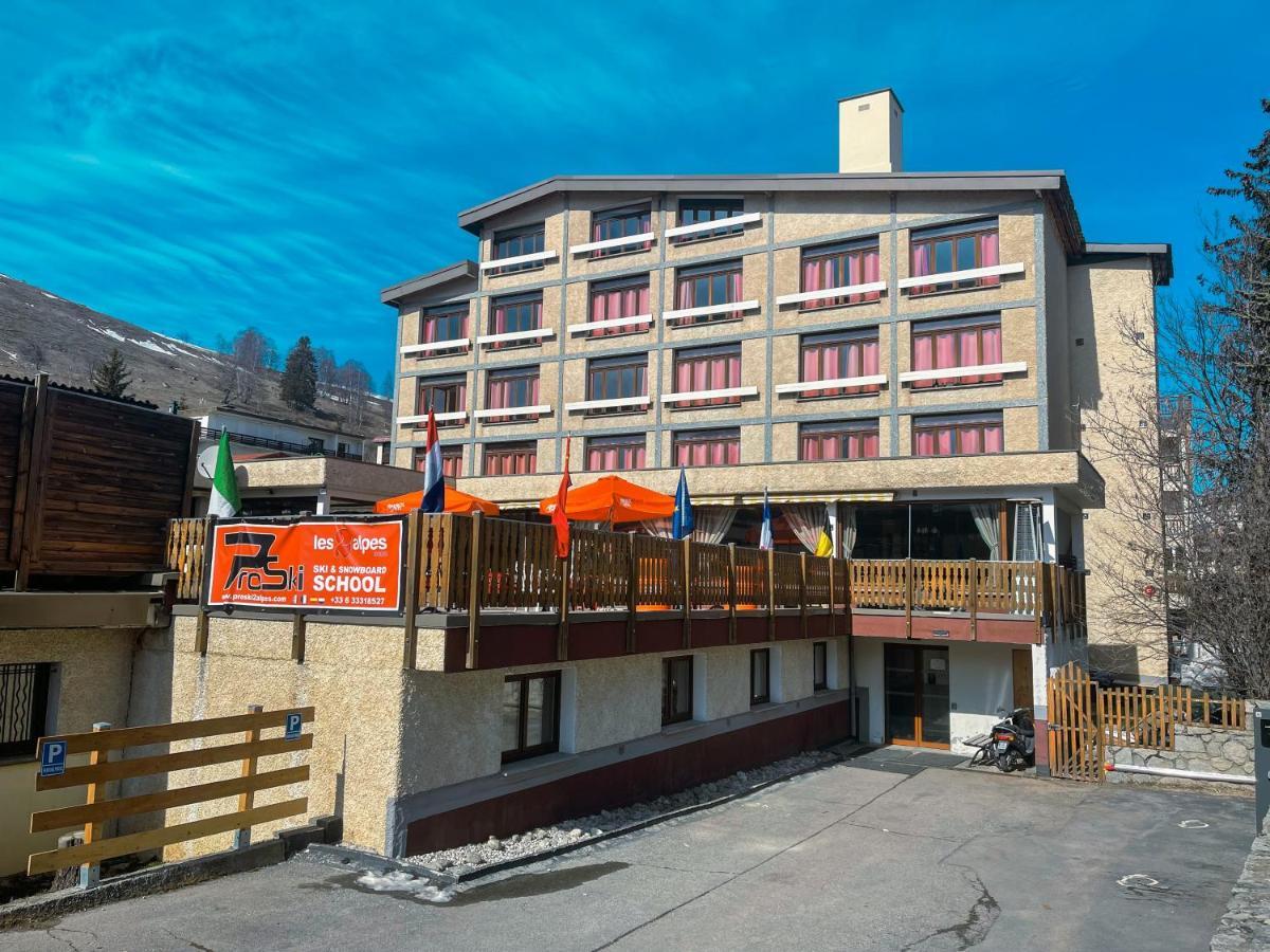 Atmosphere Hotel Ле дез Альп Экстерьер фото